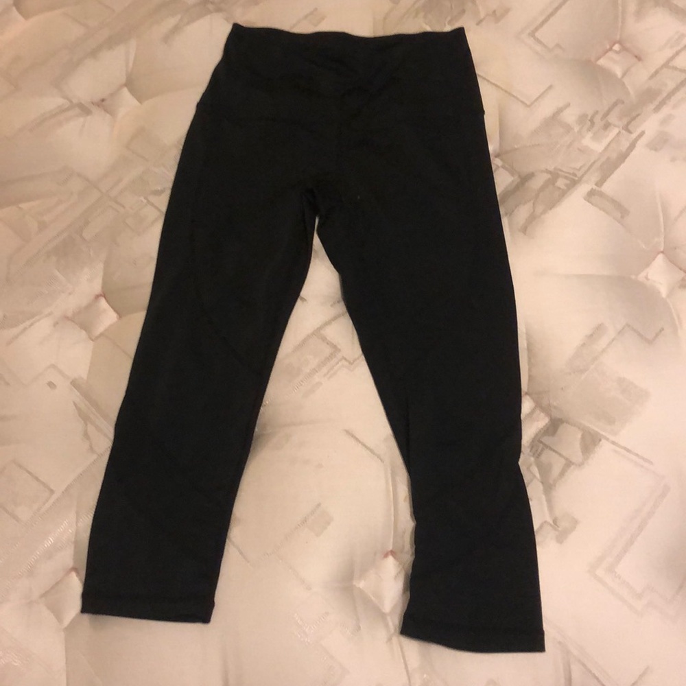 High rise capri leggings